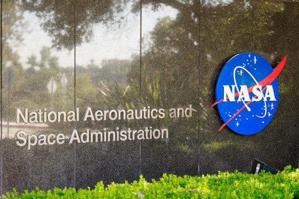 The entrance to NASA's Jet Propulsion Laboratory in La Canada (USA)