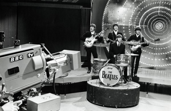 The Beatle's (John Lennon, Paul McCartney, George Harrison and Ringo Starr)live appearance on BBC Television's " Top of the Pops"1966. File Reference #1013_112 THA © JRC /The Hollywood Archive - All R...