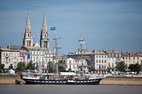 OLD CITY OF BORDEAUX GIRONDE AQUITAINE  FRANCE UNESCO 
WORLD HERITAGE SITE FACADE PATRIMOINE MONDIAL CENTRE VILLE