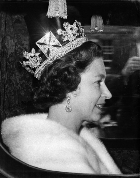 Queen Elizabeth II heads to state opening of parliament