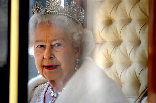 London, UK. HM Queen Elizabeth II leaving the State Opening of Parliament, 27th May, 2015. Wearing her Diamond Diadem Tiara
