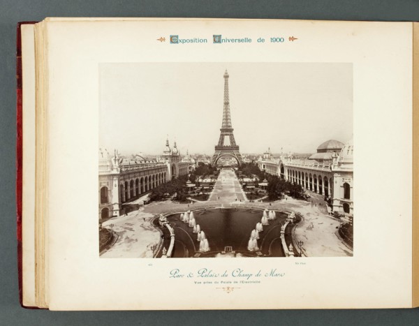 WORLD EXPO PARIS 1900 - PALACE PARK AND FIELD MARCH Exposition Universelle Paris 1900. Parc et palais du Champ de Mars - vue prise du Palais de l'Electricité. Photographie de Neurdein Frères. Musée de...