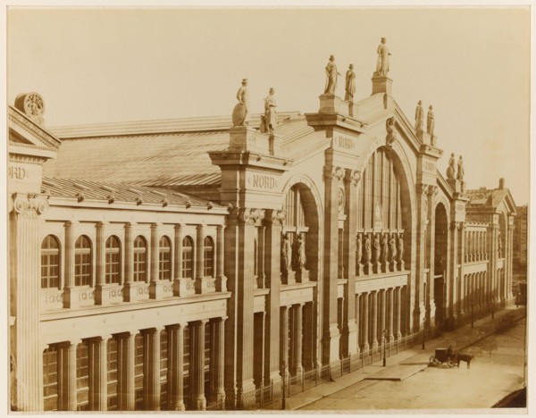 North Station, 10th arrondissement, Paris. Gare du Nord, Paris (Xème arr.). Photographie d'Achille Quinet (1831-1900). Tirage sur papier albuminé. Entre 1870 et 1880. Paris, musée Carnavalet.