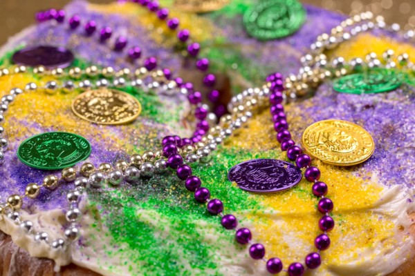 King Cake on Gold Glitter