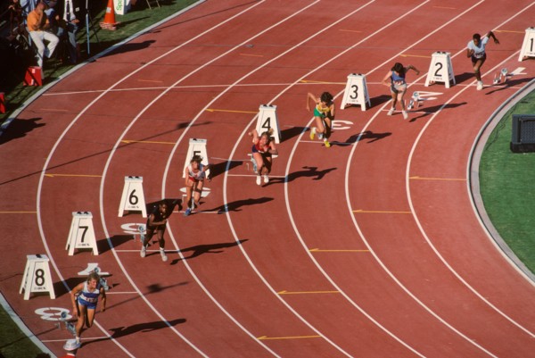 Start of a women's sprint race at the 1984 US Olympic Track and Field Trials.