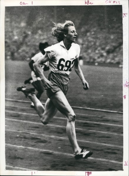 May 05, 1948 - Woman track and field: London England Olympic: First round of the women's 200metres event. Photo shows Fanny Blankers-Koen (Holland) nearest winning Heat 1 of the women's 200 metres, at...