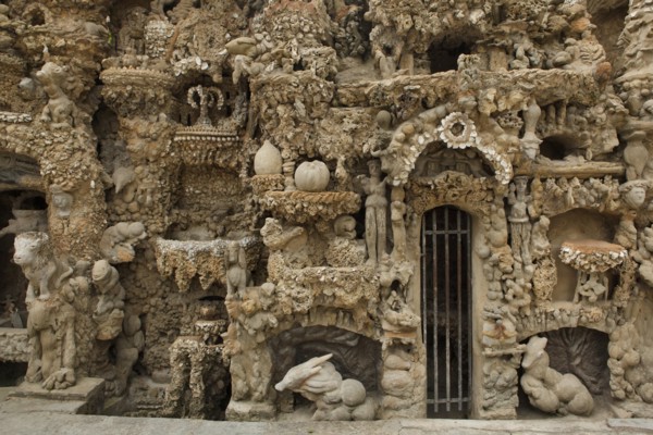 Detail of the east facade of the Ideal Palace (Le Palais idéal) designed by French postman Ferdinand Cheval and build from 1876 to 1912 in Hauterives, France. ATTENTION: This image is a part of a phot...