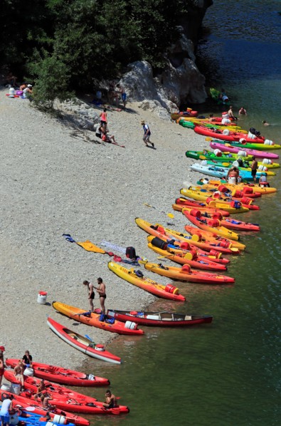 The Pont d'Arc, water activities, Vallon-Pont-d'Arc. Ardeche, France