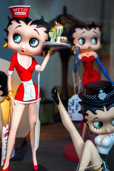 Betty Boop figurine as a souvenir in a shop - London, England