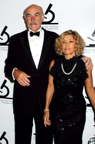 Jan. 1, 1980 - New York, New York, U.S. - K40395PSC.AMERICAN-ITALIAN CANCER FOUNDATION ANNUAL BENEFIT GALA AT THE PIERRE HOTEL, NEW YORK New York  11/15/2004.  /   SEAN CONNERY WIFE(Credit Image: © Pa...