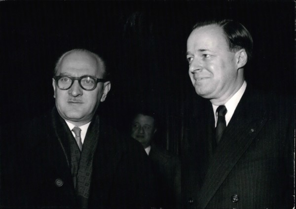 1967 - Premier Guy Mollet Worried By In African Problems: Future Guy Mollet received this morning at the ministry of interior M. Roger Seydoux, high commissioner of France in Tunisia with whom he had ...