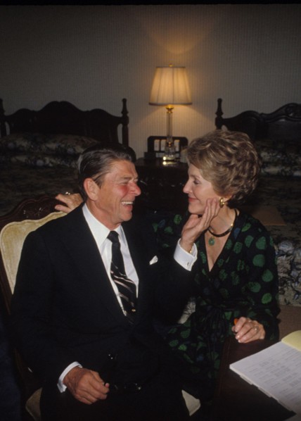 November 4 1980, Los Angeles California, USA: RONALD REAGAN with his wife NANCY REAGAN in their hotel room on election victory night making Ronald Reagan the 40th President of the United States in 198...