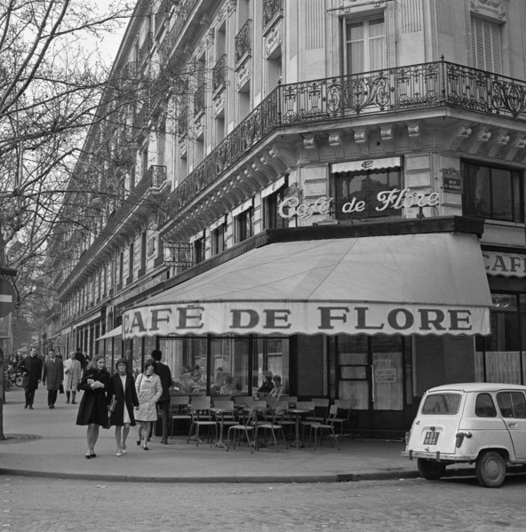Pariser Bilder [The street life of Paris] Description: Café de Flore in Saint-Germain-des-Prés Annotation: District in the sixth and seventh arrondissement of Paris, traditionally populated by artists...