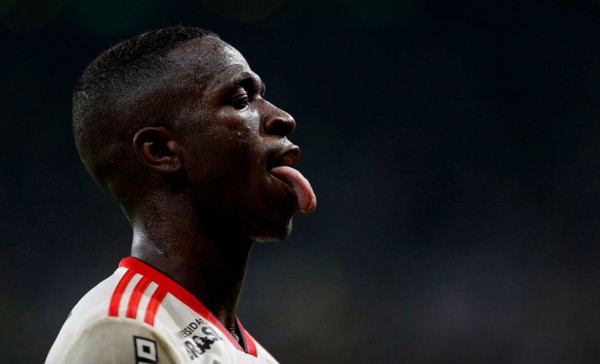 SÃO PAULO, SP - 13.06.2018: PALMEIRAS X FLAMENGO - Vinícius Júnior during the match between Palmeiras and Flamengo held at Allianz Parque, West Zone of São Paulo. The match is valid for the 12th round...