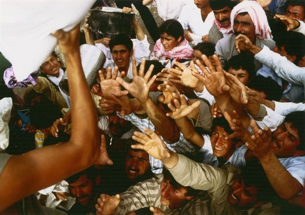 Ravitaillement de la population civile au Kurdistan