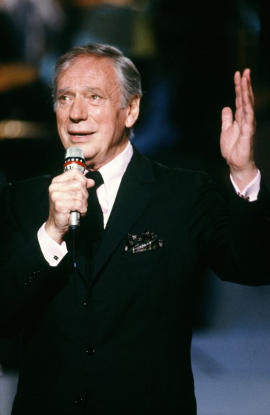 Yves Montand, 1989