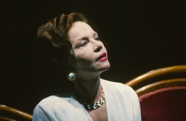 Leslie Caron, 1990
