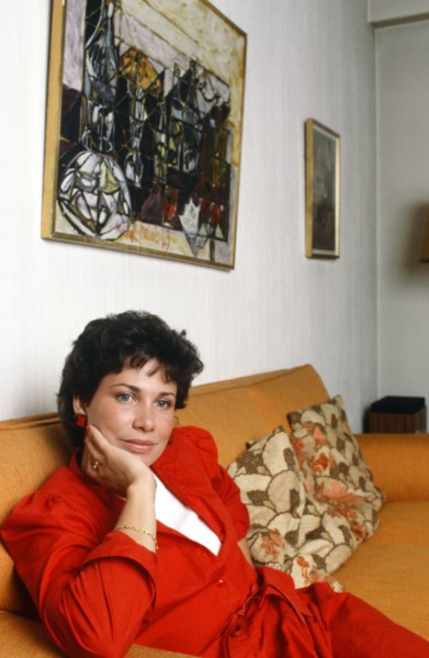 Anne Sinclair, 1986