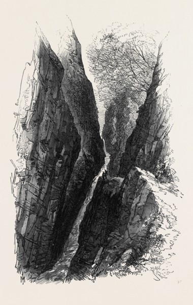 THE DEVON VALLEY RAILWAY IN SCOTLAND: THE RUMBLING BRIG, 1869, UK