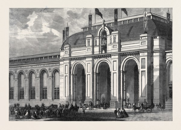 THE MAIN ENTRANCE OF THE INTERNATIONAL EXHIBITION BUILDING