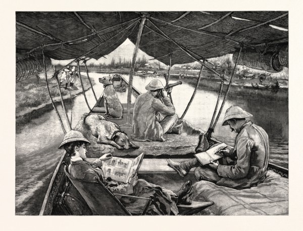 HOUSEBOAT LIFE IN KASHMIR: ON THE WAY TO SUMBUL ON THE THELUM RIVER