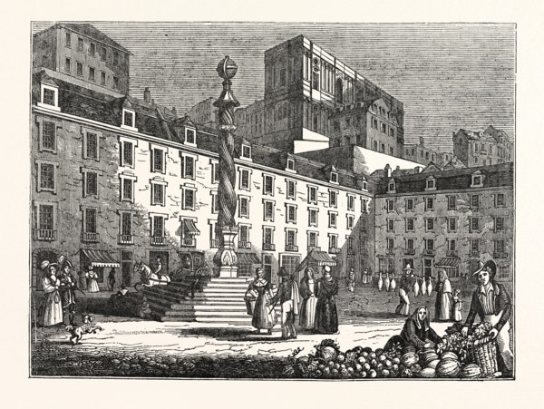 SQUARE OF THE LITTLE PILLAR, LISBON, PORTUGAL