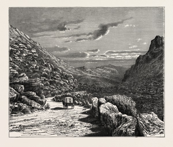 VIEW IN THE DRAKENSBERG MOUNTAINS, ORANGE FREE STATE, SOUTH AFRICA. The Drakensberg is the highest