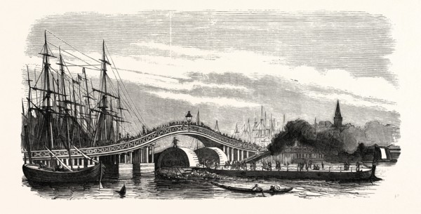 Passage of the steamer le Cygne under the Galata Bridge in Constantinople (Istanbul), 1855.
