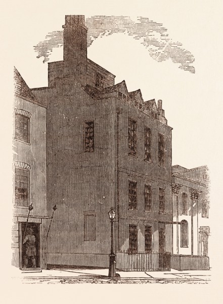 THE LAST LONDON RESIDENCE OF SIR ISAAC NEWTON, ST. MARTIN'S STREET, LEICESTER SQUARE, UK. An