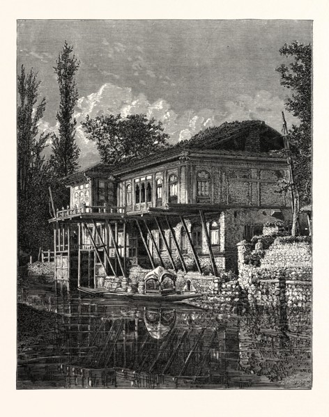 VIEW IN SRINAGAR, KASHMIR