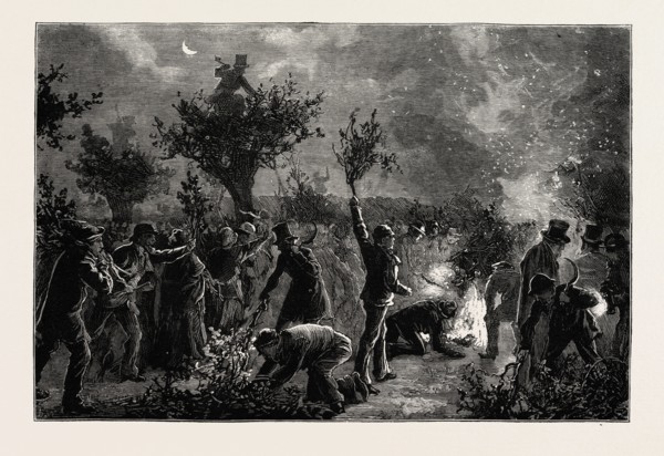 THE ANCIENT CUSTOM OF WOOD LOPPING AT MIDNIGHT IN EPPING FOREST ON THE ELEVENTH OF NOVEMBER, UK,