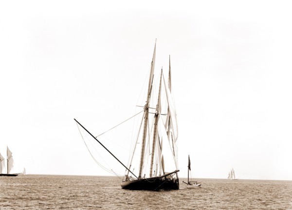 Gracie and Volunteer foul, Gracie (Yacht), Volunteer (Yacht), Goelet Cup Race, Yachts, Regattas,