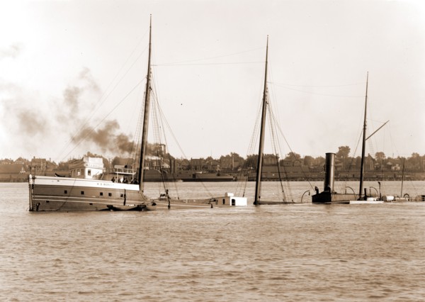 The W.B. Morley, W.B. Morley (Freighter), Ship accidents, Rivers, United States, Michigan, Detroit
