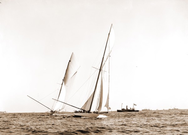 Columbia crossing the line, Shamrock I astern, Columbia (Sloop), Shamrock I (Yacht), America's Cup