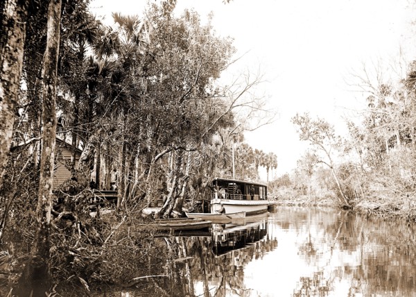 Tomoka landing, Fla, Piers & wharves, Rivers, Boats, United States, Florida, Tomoka River, 1900