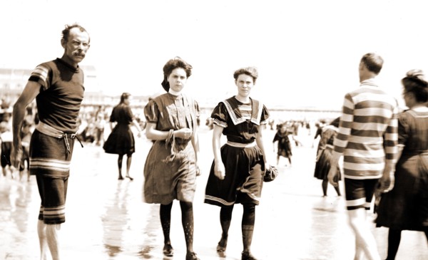 A Life saver on the lookout, Beaches, Bathing suits, Lifesaving, United States, New Jersey,