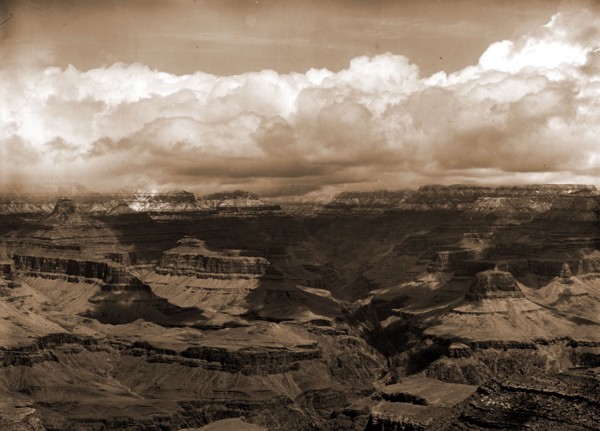The Grand Canon in Arizona across from Bright Angel Hotel, Canyons, United States, Arizona, Grand