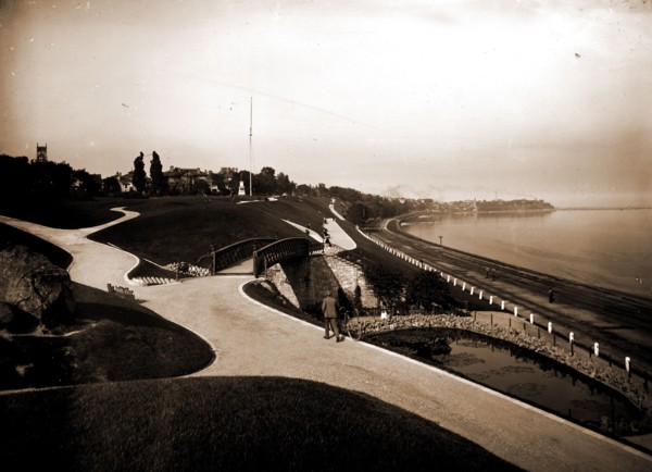 Juneau Park and Lake Michigan, Milwaukee, Parks, Lakes & ponds, Waterfronts, Bridges, United