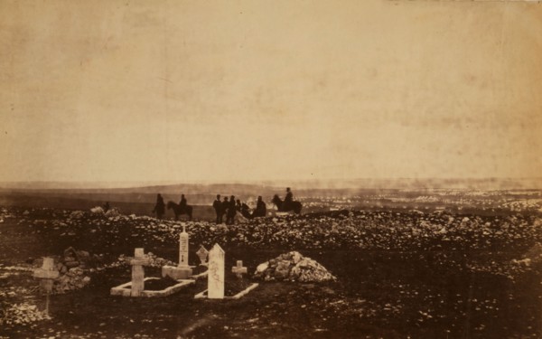 Cemetery on Cathcart's Hill - officers on the look-out, Crimean War, 1853-1856, Roger Fenton