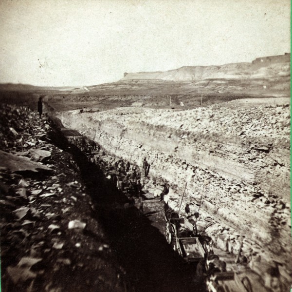 Deep Cut, Bitter Creek, near Green River. Bitter Creek is an 80 mile long stream in the U.S. state