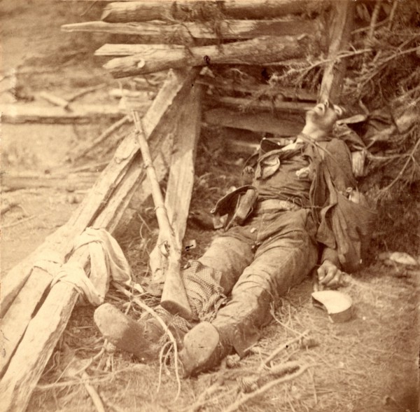 Confederate dead on the battlefield, US, USA, America, Vintage photography