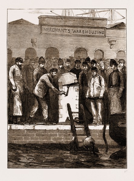 THE MURDER LEAGUE IN DUBLIN, IRELAND, 1883: DIVERS SEARCHING THE RING'S END BASIN WHERE KAVANAGH