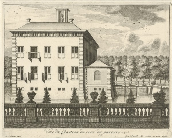 Side view of castle Gunterstein, Breukelen, The Netherlands