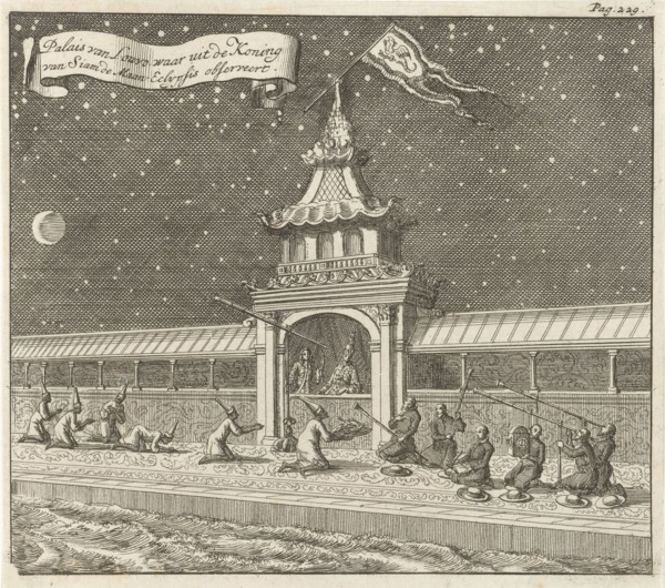 King of Siam (Thailand) observes the lunar eclipse from his palace, Jan Luyken, Aart Dircksz