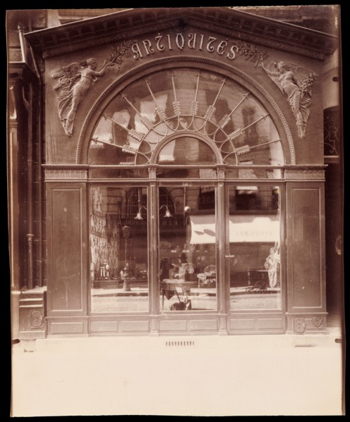 Vieille Empire, 21 Faubourg St. Honoré (Antique Store, rue du F
