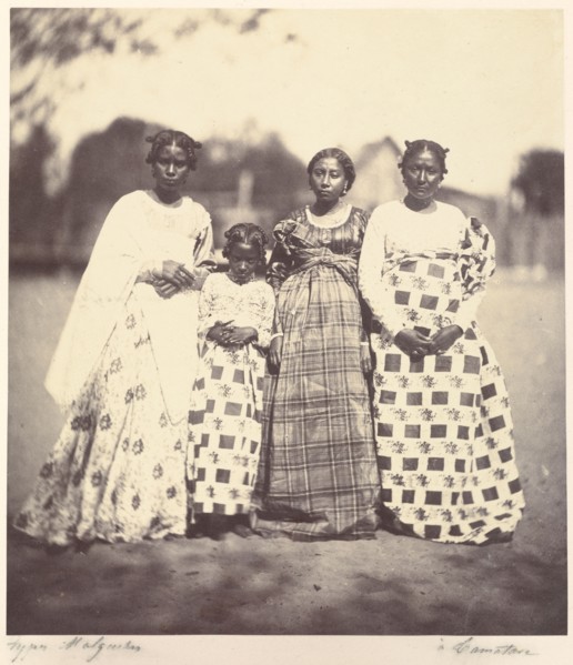 [Group of Betsimisaraka women]