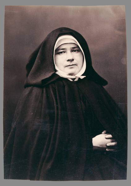 Supérieure, Petites Soeurs des Pauvres (Superior, Little Sister