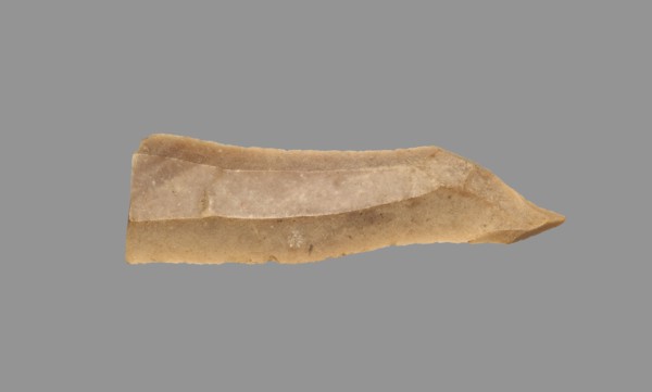 Sickle Blade, 1980-1801 BC. Egypt, Middle Kingdom, Dynasty 12. Flint; overall: 5 cm (1 15/16 in.).