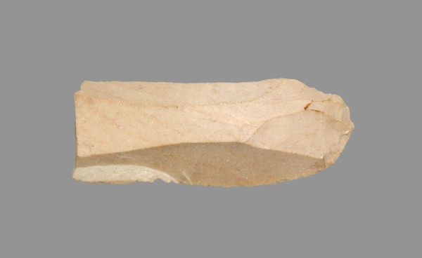 Sickle Blade, 1980-1801 BC. Egypt, Middle Kingdom, Dynasty 12. Flint; overall: 5 cm (1 15/16 in.).