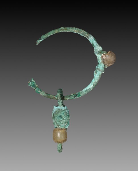 Pair of Earrings, 30 BC-AD 395. Egypt, Roman Empire. Bronze and glass; diameter: 2.2 cm (7/8 in.).